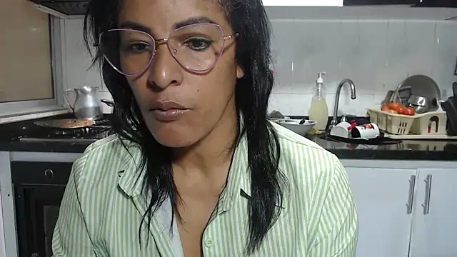 kateleyagrey online show from May 2026 07:08:02 PM