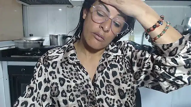 kateleyagrey online show from May 2026 07:09:02 PM
