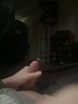 Snapshot of whitestroker chatting on December 2025 06:38:01 PM whitestroker online show from December 2025 06:38:01 PM