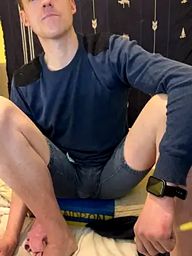 Snapshot of londonfuckwhore1 chatting on November 2025 10:36:01 PM londonfuckwhore1 online show from November 2025 10:36:01 PM