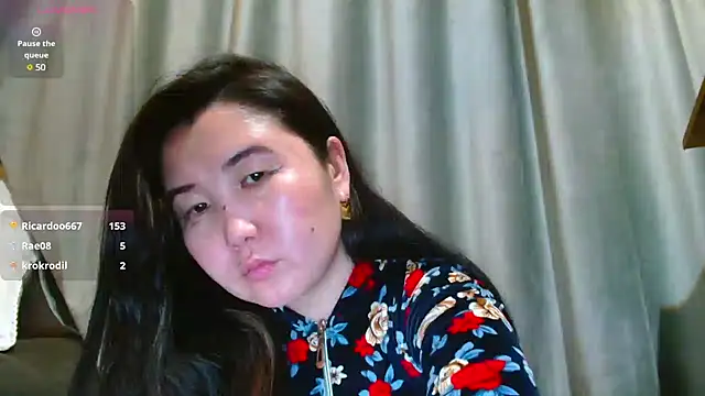 Snapshot of Bet_Lu chatting on December 2024 02:02:01 PM Bet Lu online show from December 2024 02:02:01 PM