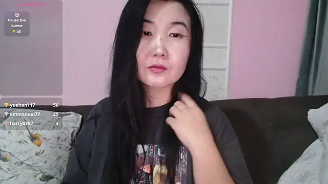 Snapshot of Bet_Lu chatting on November 2025 08:20:02 AM Bet Lu online show from November 2025 08:20:02 AM