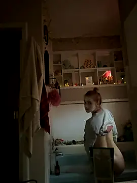 ClumsyLink online show from November 2025 05:39:02 PM