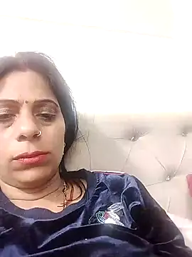 Snapshot of Manmohini123 chatting on January 2025 05:45:02 PM Manmohini123 online show from January 2025 05:45:02 PM