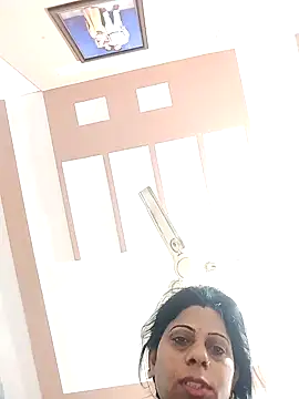 Snapshot of Manmohini123 chatting on February 2025 04:27:01 AM Manmohini123 online show from February 2025 04:27:01 AM