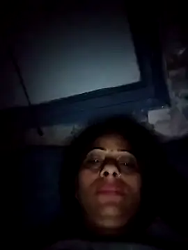 Snapshot of Manmohini123 chatting on February 2025 06:58:01 PM Manmohini123 online show from February 2025 06:58:01 PM