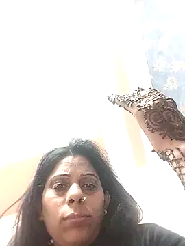 Snapshot of Manmohini123 chatting on February 2025 04:31:01 PM Manmohini123 online show from February 2025 04:31:01 PM