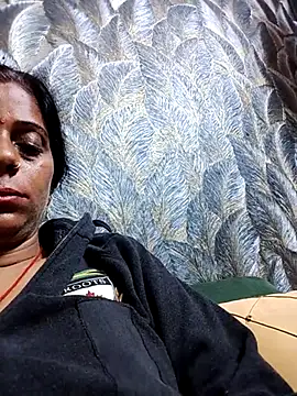 Snapshot of Manmohini123 chatting on February 2025 02:31:01 AM Manmohini123 online show from February 2025 02:31:01 AM