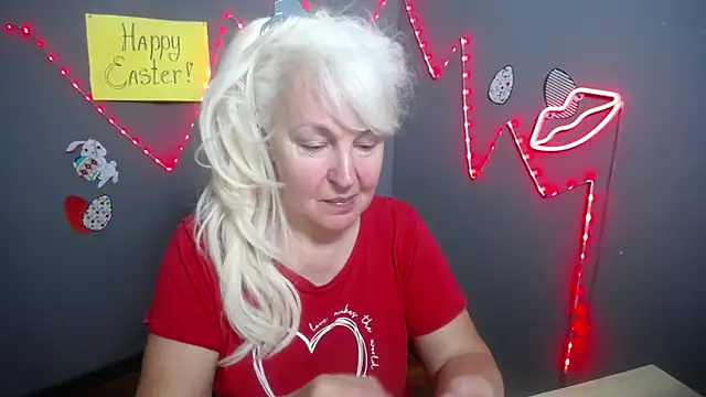 BlondyLeeBest online show from April 2026 06:27:02 PM