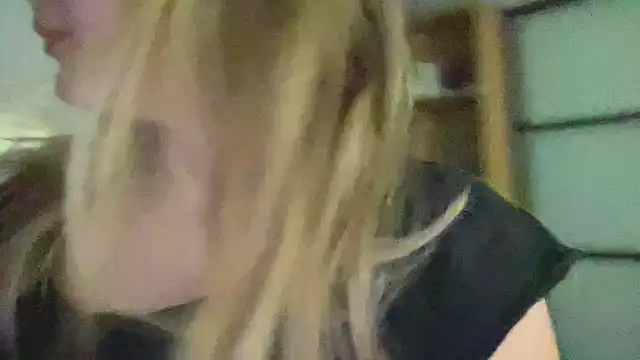 CharmingSarah online show from October 2025 04:16:02 PM