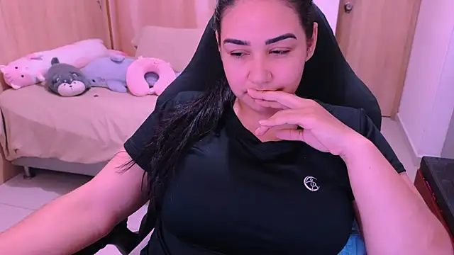 Snapshot of _anastasia chatting on May 2026 07:31:01 PM anastasia online show from May 2026 07:31:01 PM