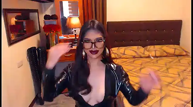 Snapshot of EXTREMELYDOM chatting on December 2024 06:30:02 AM EXTREMELYDOM online show from December 2024 06:30:02 AM