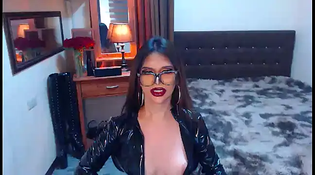 Snapshot of EXTREMELYDOM chatting on January 2025 11:45:02 AM EXTREMELYDOM online show from January 2025 11:45:02 AM