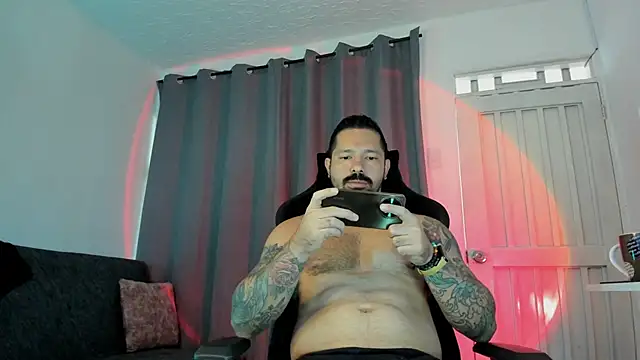 Snapshot of Pierre_Vidal chatting on November 2025 02:26:01 PM Pierre Vidal online show from November 2025 02:26:01 PM