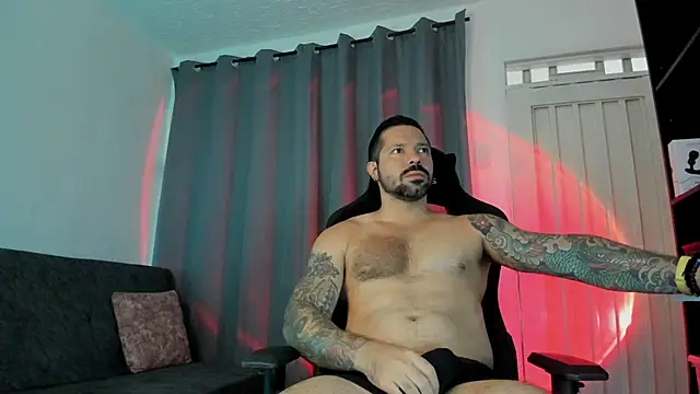 Snapshot of Pierre_Vidal chatting on November 2025 01:10:01 PM Pierre Vidal online show from November 2025 01:10:01 PM