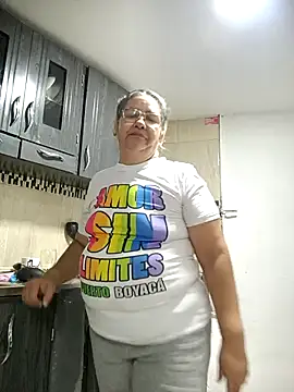 Snapshot of scaelettdubois chatting on February 2025 12:35:01 AM scaelettdubois online show from February 2025 12:35:01 AM