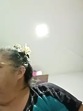 Snapshot of scaelettdubois chatting on March 2026 06:35:02 PM scaelettdubois online show from March 2026 06:35:02 PM