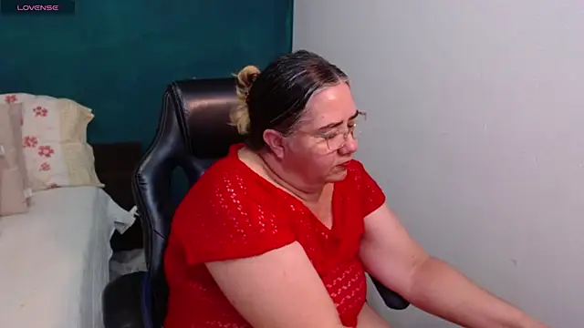 scaelettdubois online show from May 2026 12:26:02 AM