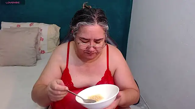 scaelettdubois online show from May 2026 09:25:02 AM