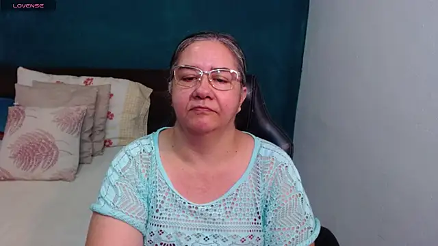 scaelettdubois online show from May 2026 01:58:02 AM