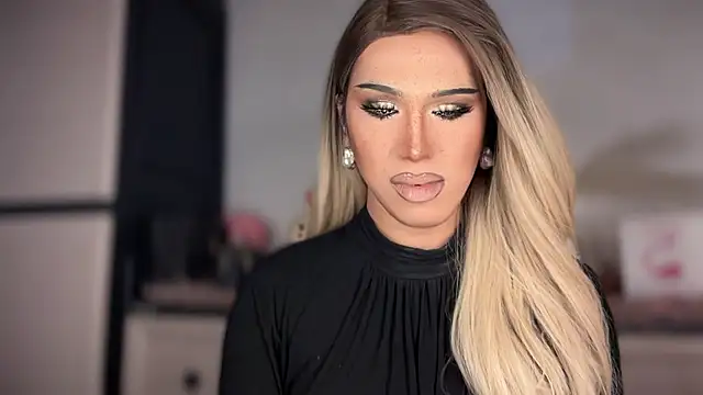 Ts glamxxxx online show from January 2026 12:12:02 AM