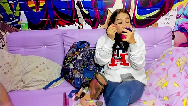 miacam-hot online show from November 2025 12:15:02 PM