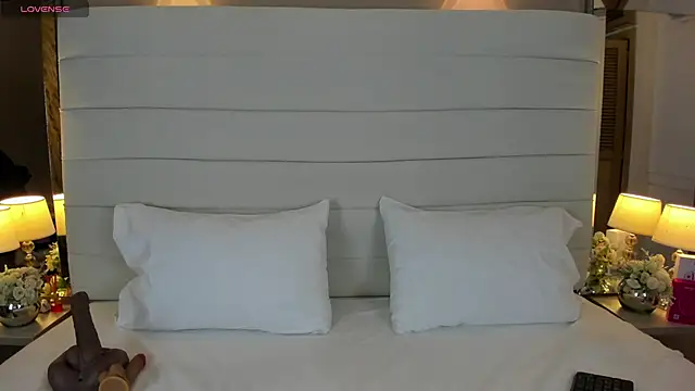 Charlotte93  online show from January 2026 12:10:02 PM