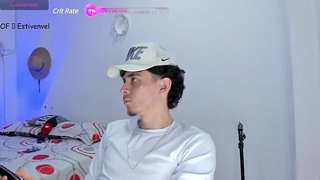 Snapshot of steve_latin chatting on February 2025 03:49:02 PM steve latin online show from February 2025 03:49:02 PM