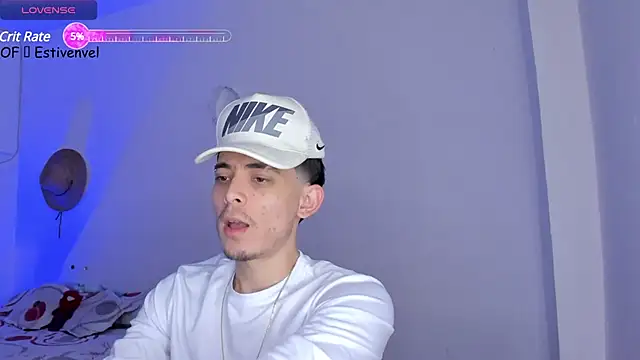 Snapshot of steve_latin chatting on February 2025 02:42:02 PM steve latin online show from February 2025 02:42:02 PM