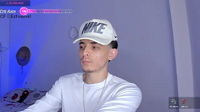 Snapshot of steve_latin chatting on February 2025 05:48:02 PM steve latin online show from February 2025 05:48:02 PM