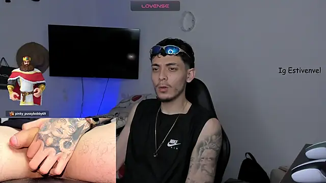 Snapshot of steve_latin chatting on October 2025 09:14:02 PM steve latin online show from October 2025 09:14:02 PM