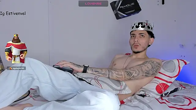 Snapshot of steve_latin chatting on October 2025 02:51:02 PM steve latin online show from October 2025 02:51:02 PM