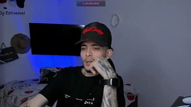 Snapshot of steve_latin chatting on November 2025 05:03:02 PM steve latin online show from November 2025 05:03:02 PM