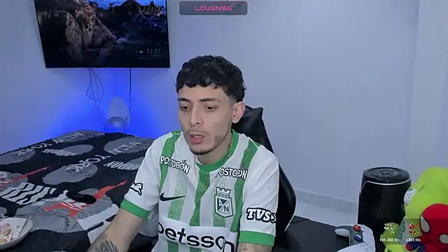 Snapshot of steve_latin chatting on February 2026 04:57:02 PM steve latin online show from February 2026 04:57:02 PM