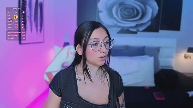 lucy neil online show from March 2025 12:28:02 AM