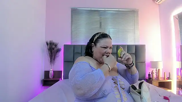 mommy cute online show from May 2026 08:39:02 PM