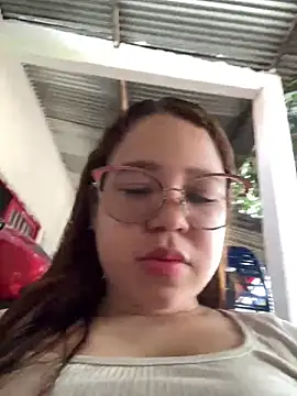 Lucyklein2022 online show from March 2025 02:37:02 PM