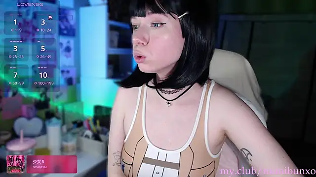 freya sunny online show from April 2026 04:17:01 AM