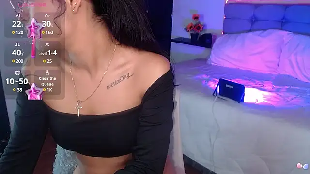 Snapshot of vaness_weet chatting on February 2025 10:32:02 PM vaness weet online show from February 2025 10:32:02 PM