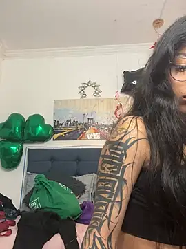 Snapshot of vaness_weet chatting on March 2025 07:42:02 PM vaness weet online show from March 2025 07:42:02 PM