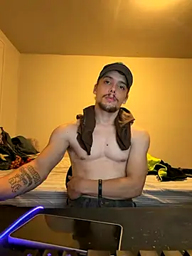 trippyski online show from November 2025 05:50:02 AM