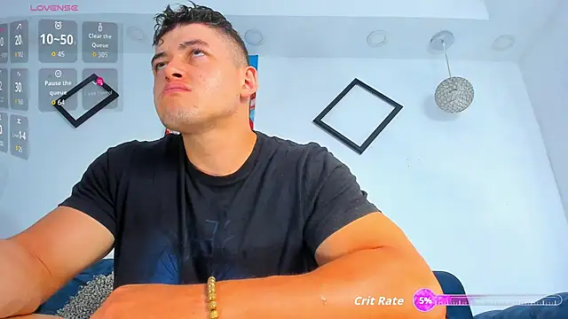 Leonsmoron online show from October 2025 11:57:01 PM