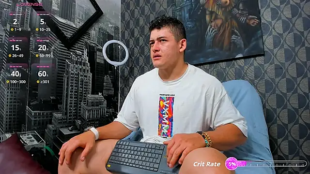 Leonsmoron online show from November 2025 01:37:01 AM