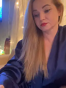 Lady  Maria online show from February 2025 04:00:02 PM