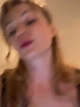 Lady  Maria online show from November 2025 04:09:01 PM