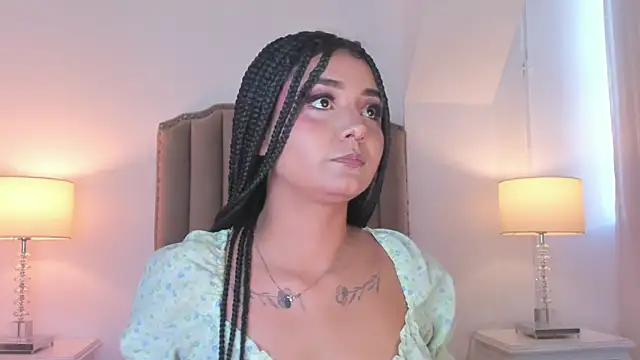 Snapshot of Emma_Torres__ chatting on June 2026 12:22:01 PM Emma Torres online show from June 2026 12:22:01 PM