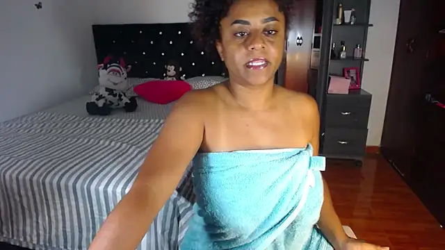 Snapshot of BellaKarla chatting on September 2025 08:54:01 PM BellaKarla online show from September 2025 08:54:01 PM