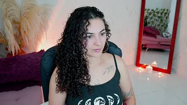 Snapshot of merida_bell18 chatting on April 2026 08:09:02 PM merida bell18 online show from April 2026 08:09:02 PM
