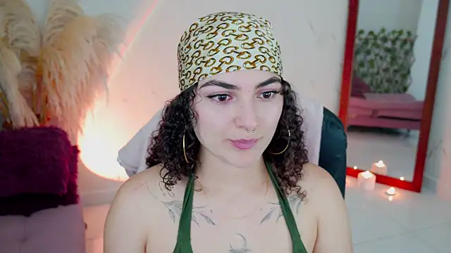 Snapshot of merida_bell18 chatting on April 2026 10:34:02 PM merida bell18 online show from April 2026 10:34:02 PM