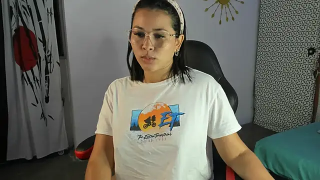 Snapshot of caylinhot7 chatting on October 2025 05:06:02 AM caylinhot7 online show from October 2025 05:06:02 AM